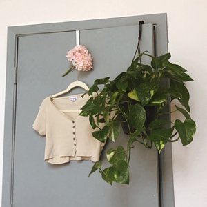 VERGE GIRL KNIT CROP TOP